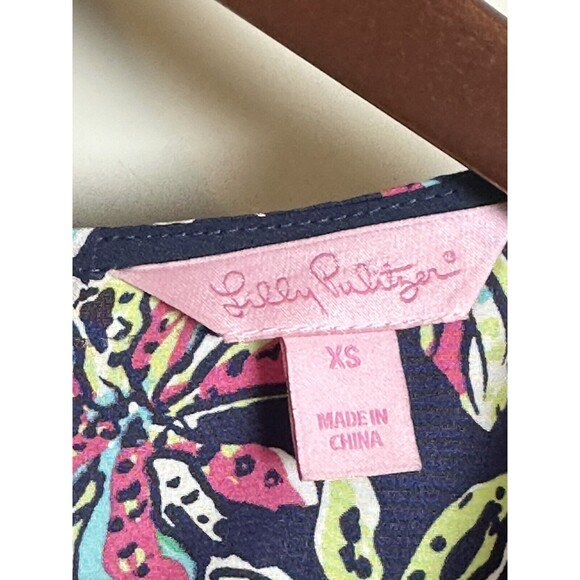 Lilly Pulitzer Iona Silk Shell Tank Blouse Top sz XS Button Back Not Too Catty - Picture 3 of 6